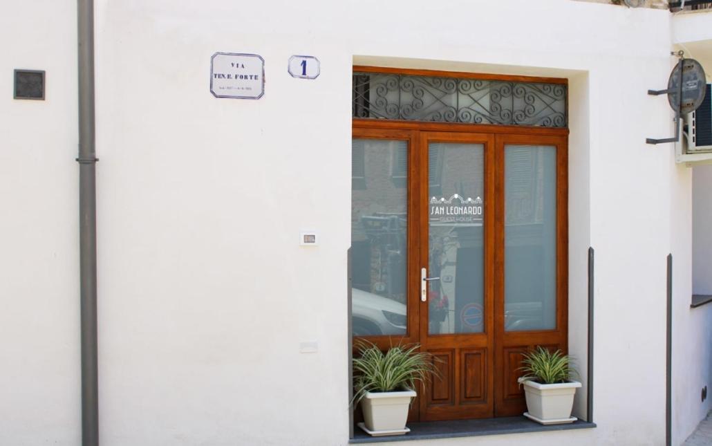 San Leonardo Guest House Castelbuono  Exterior photo